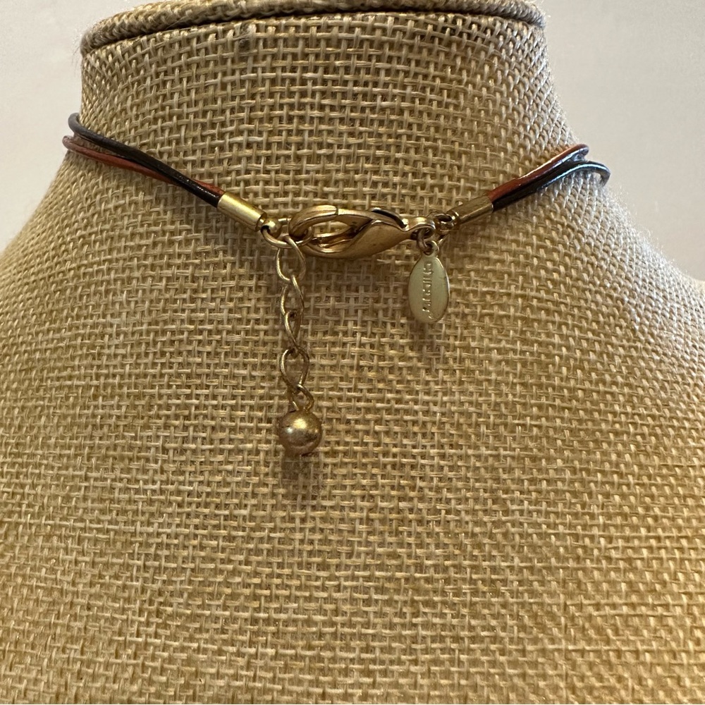 Chico’s Necklace-Burnt orange & gold tone carved pendant w/ faux leather chain - Picture 11 of 12